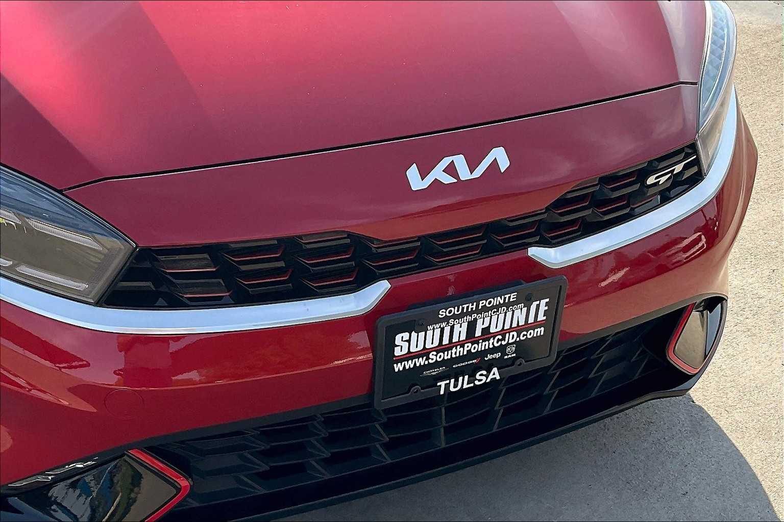 2023 Kia Forte GT photo 27