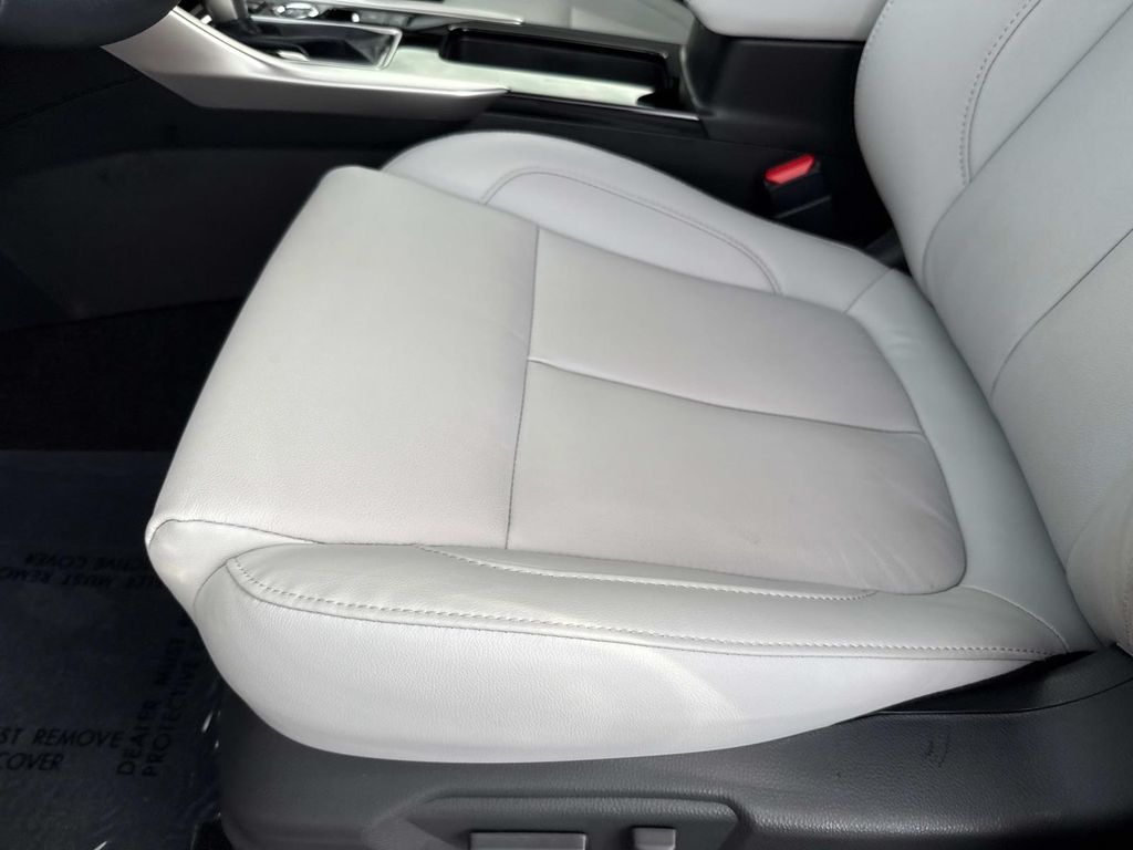 2025 Mitsubishi Eclipse Cross SEL photo 22