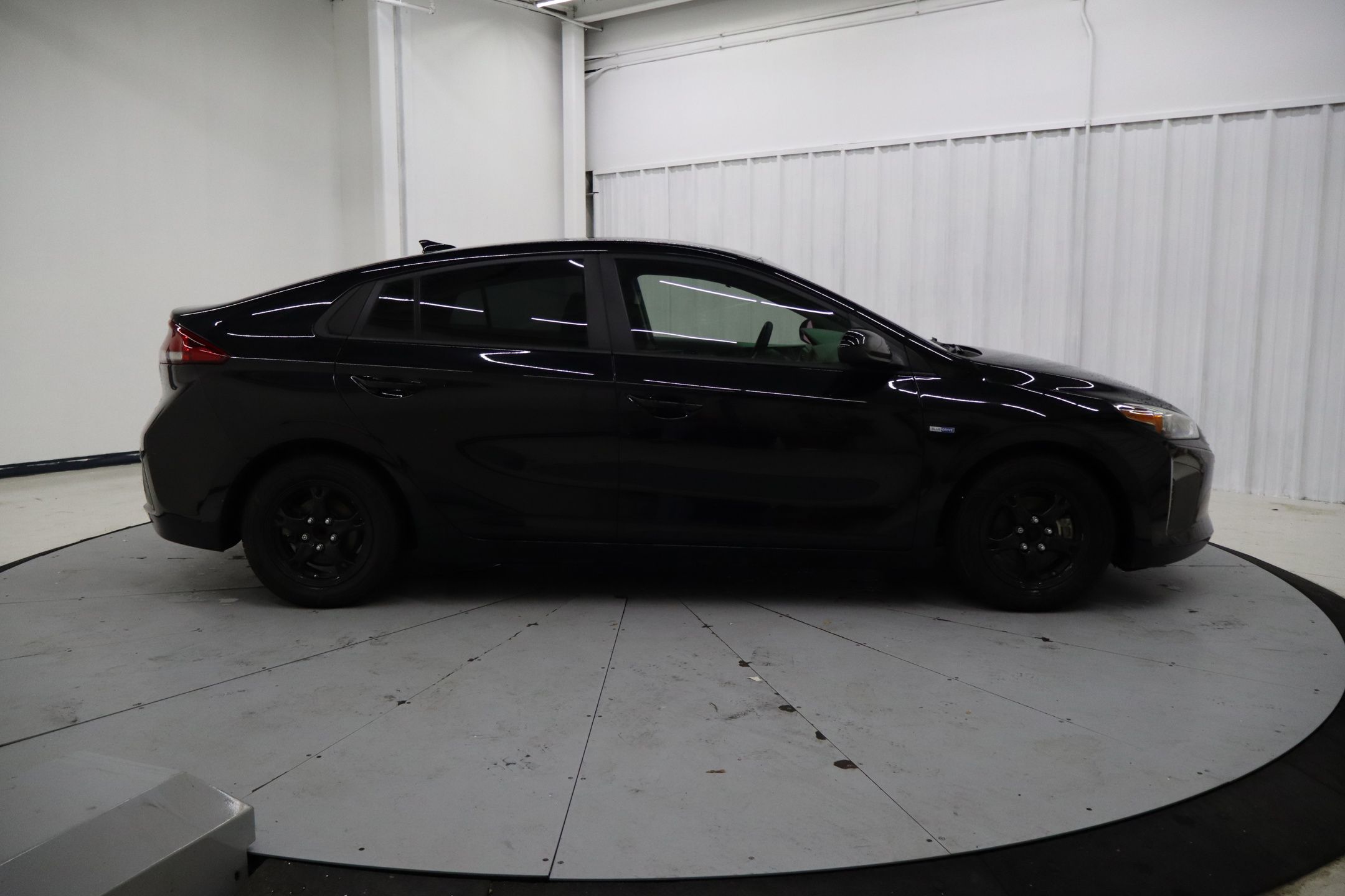 Used 2018 Hyundai IONIQ Blue with VIN KMHC65LC5JU089987 for sale in McKinney, TX