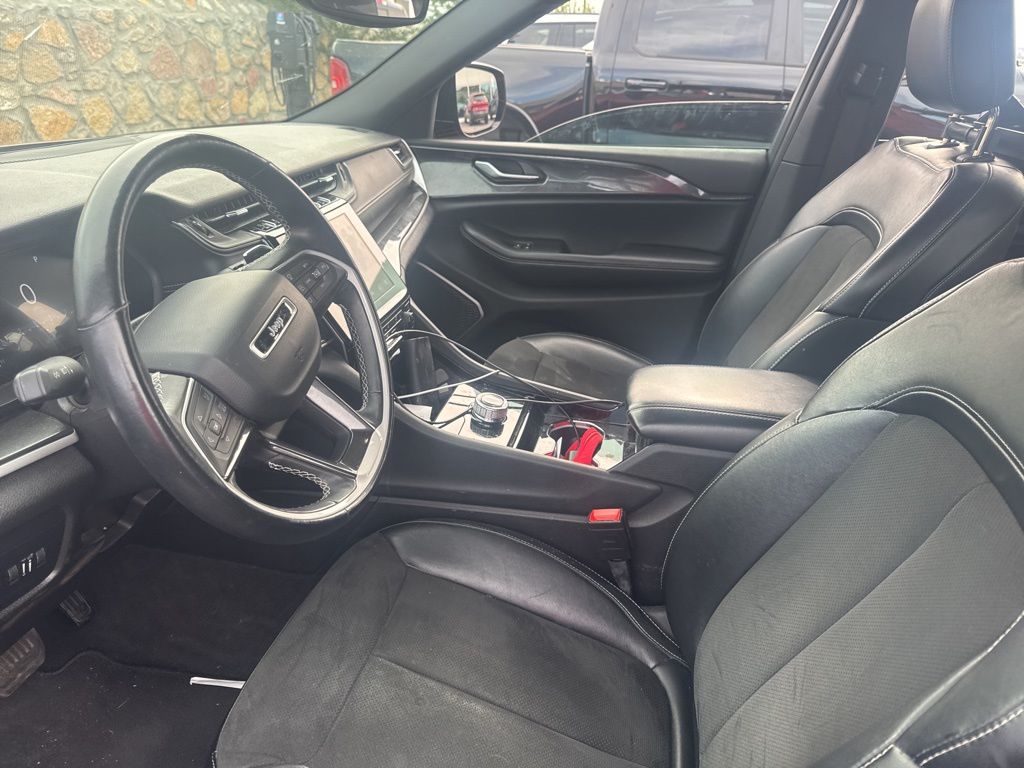 2021 Jeep Grand Cherokee Altitude photo 9