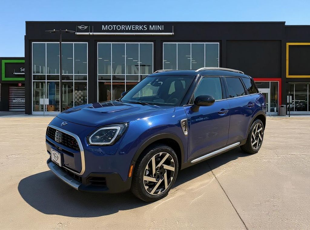 2026 MINI Countryman S's photo