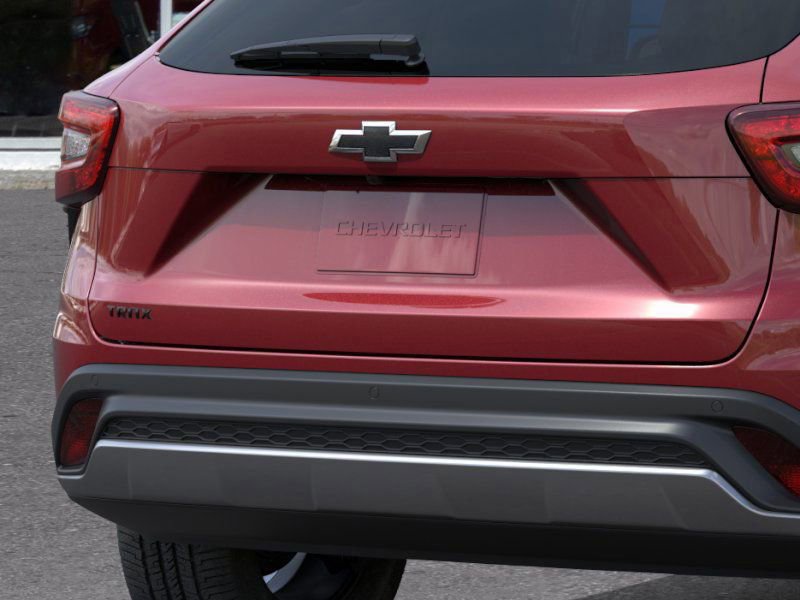 2025 Chevrolet Trax LT photo 14