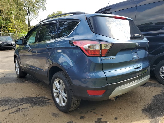 2018 Ford Escape SE photo 2