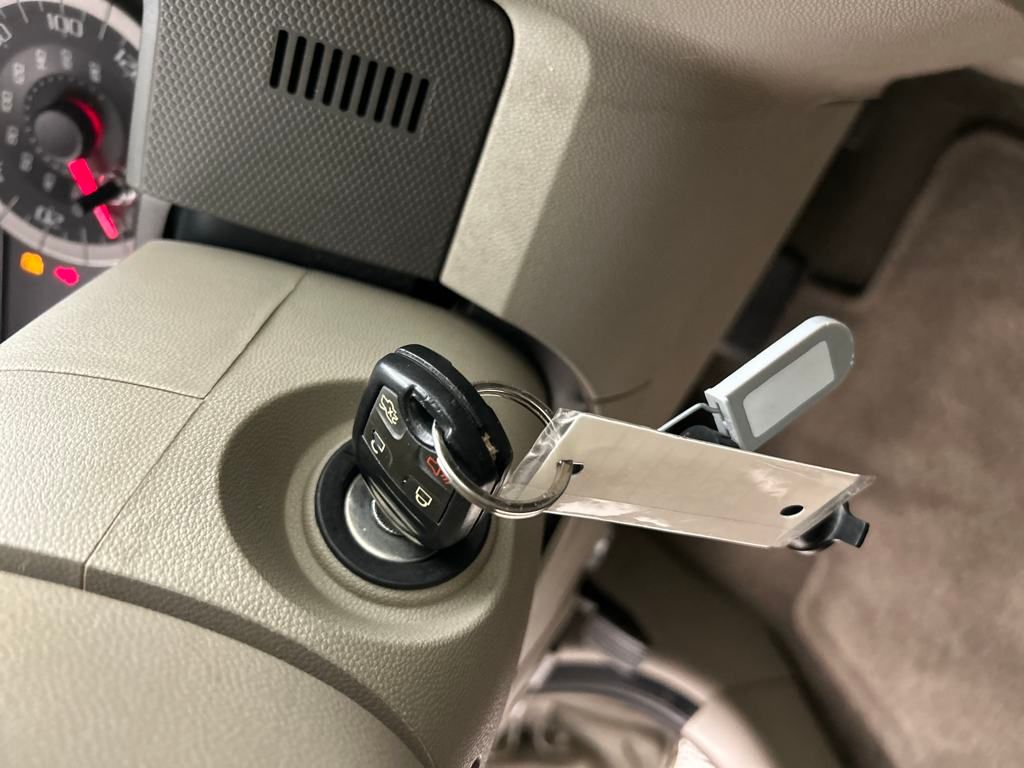 2010 Ford Escape XLS photo 25