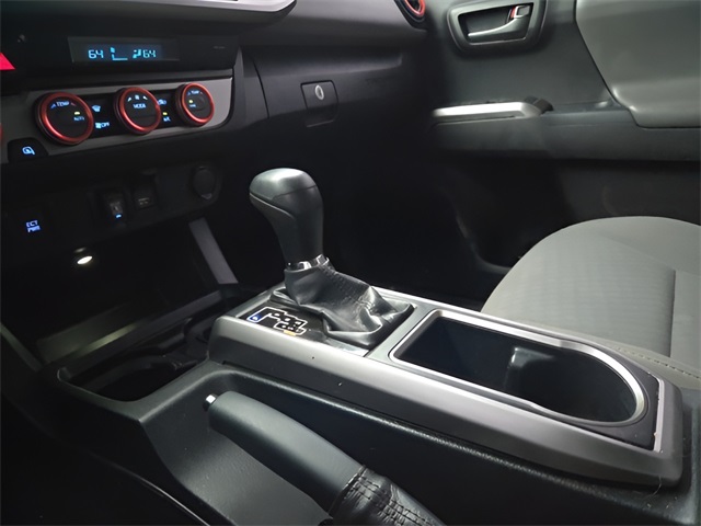 2021 Toyota Tacoma SR5 photo 23