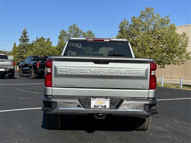 2026 Chevrolet Silverado 1500 LT photo 4