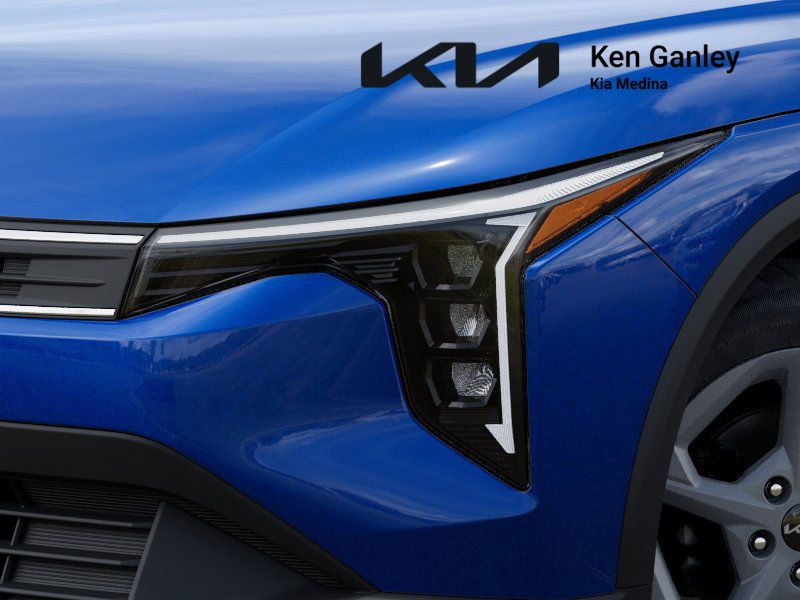 2025 Kia K4 LXS photo 7