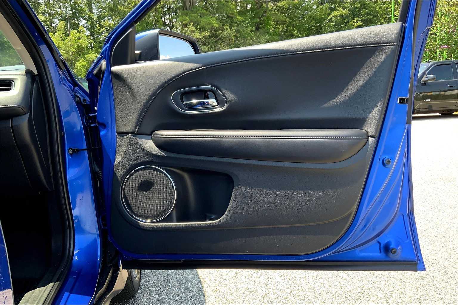 2018 Honda HR-V EX-L photo 20