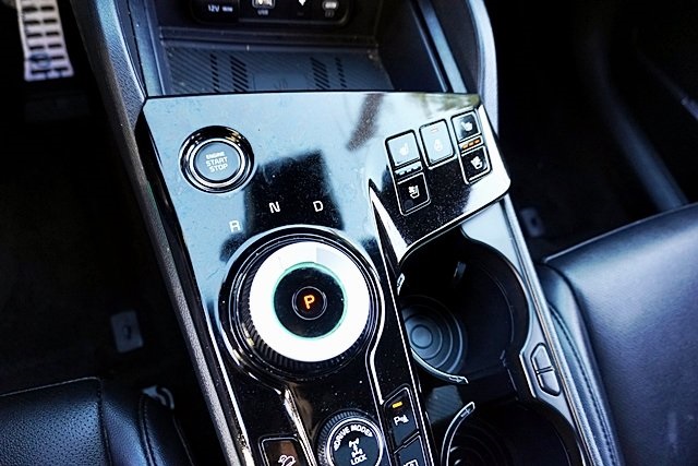 Used 2025 Gray Kia X-Line Prestige image 38