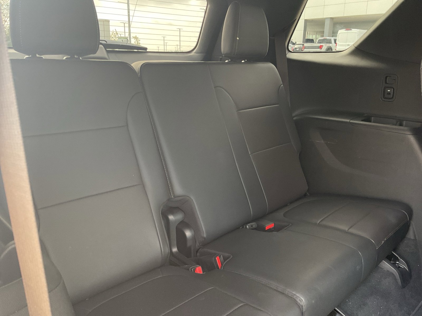 2023 Chevrolet Traverse Premier photo 6