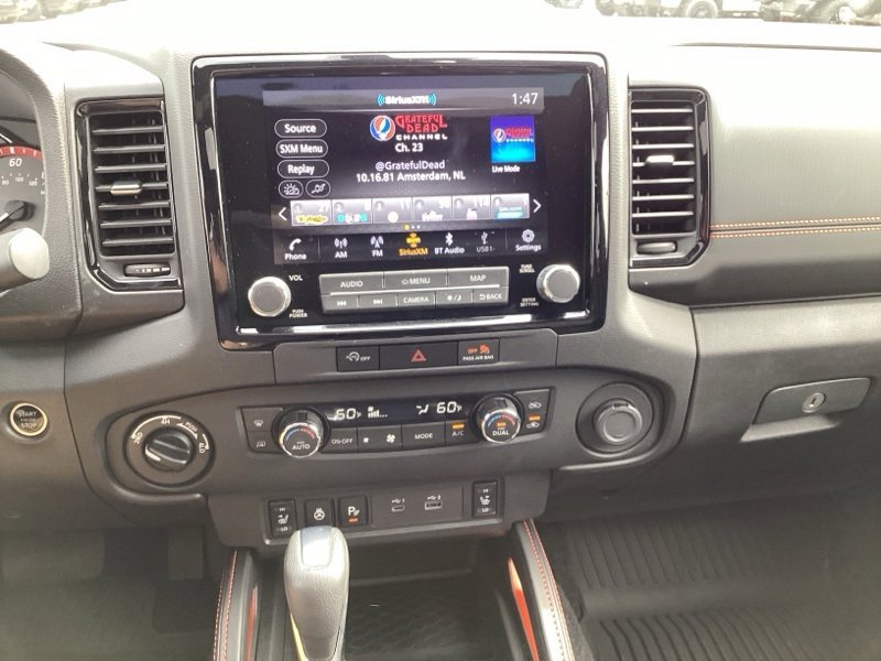 2024 Nissan Frontier PRO-4X Crew Cab photo 24