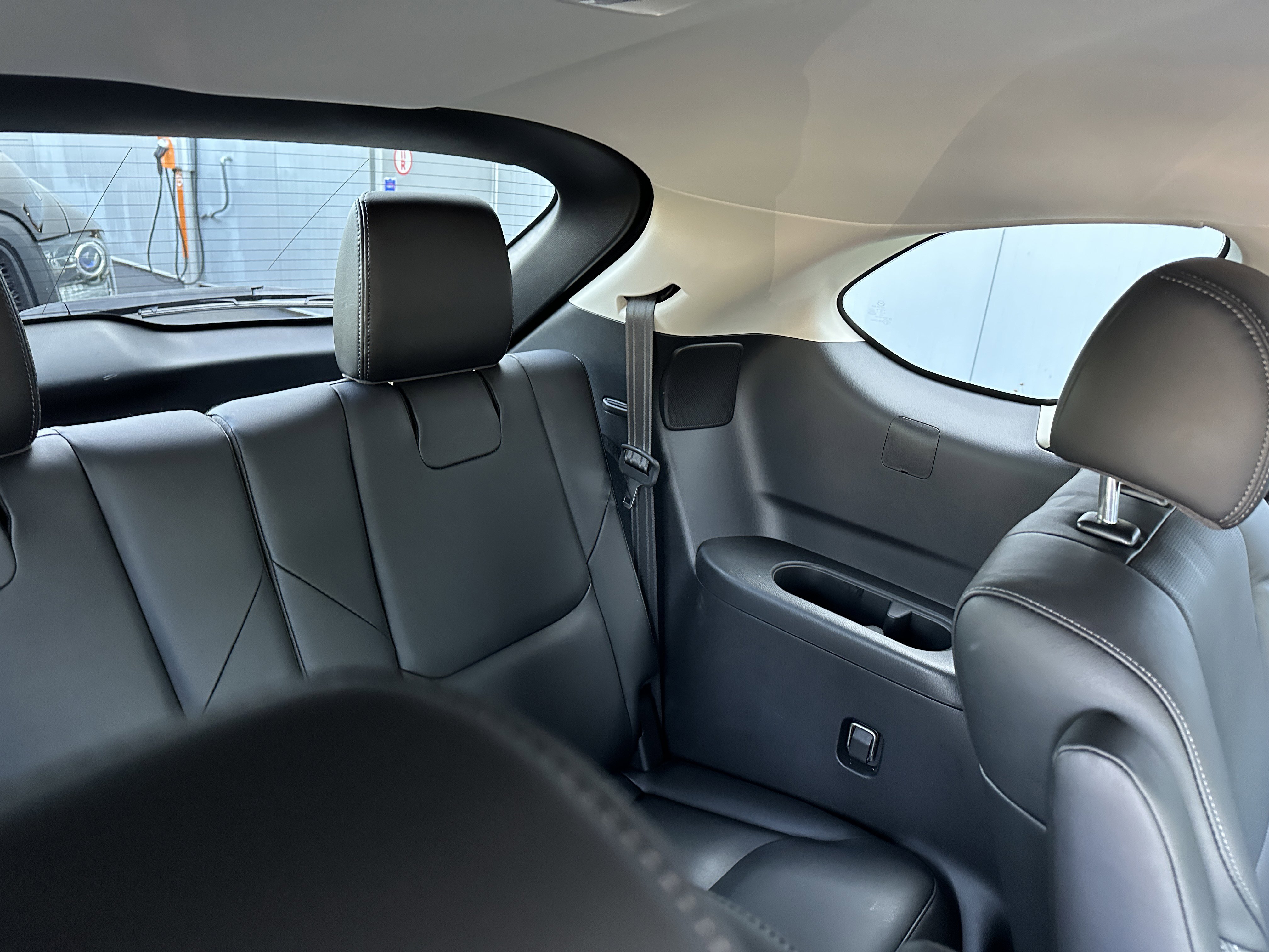 2022 Mazda CX-9 Touring photo 5