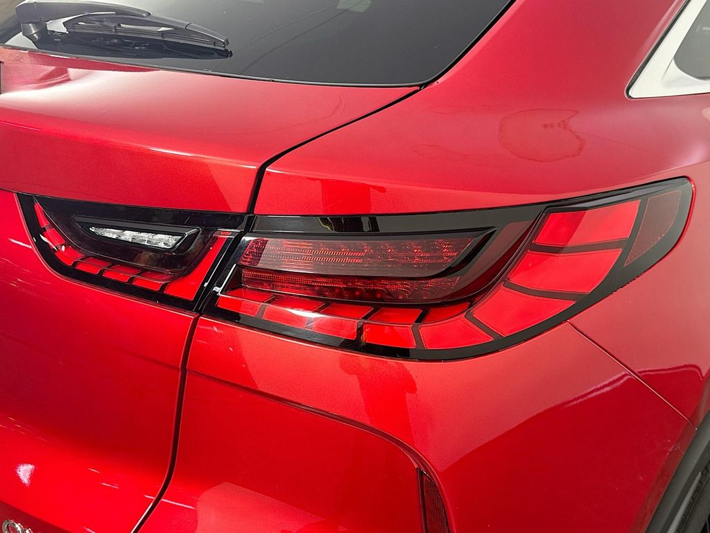 2023 Infiniti QX55 Essential photo 34