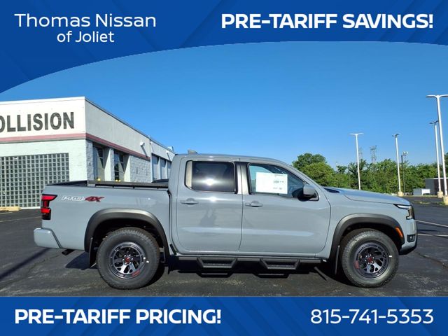 2025 Nissan Frontier PRO-4X photo 2