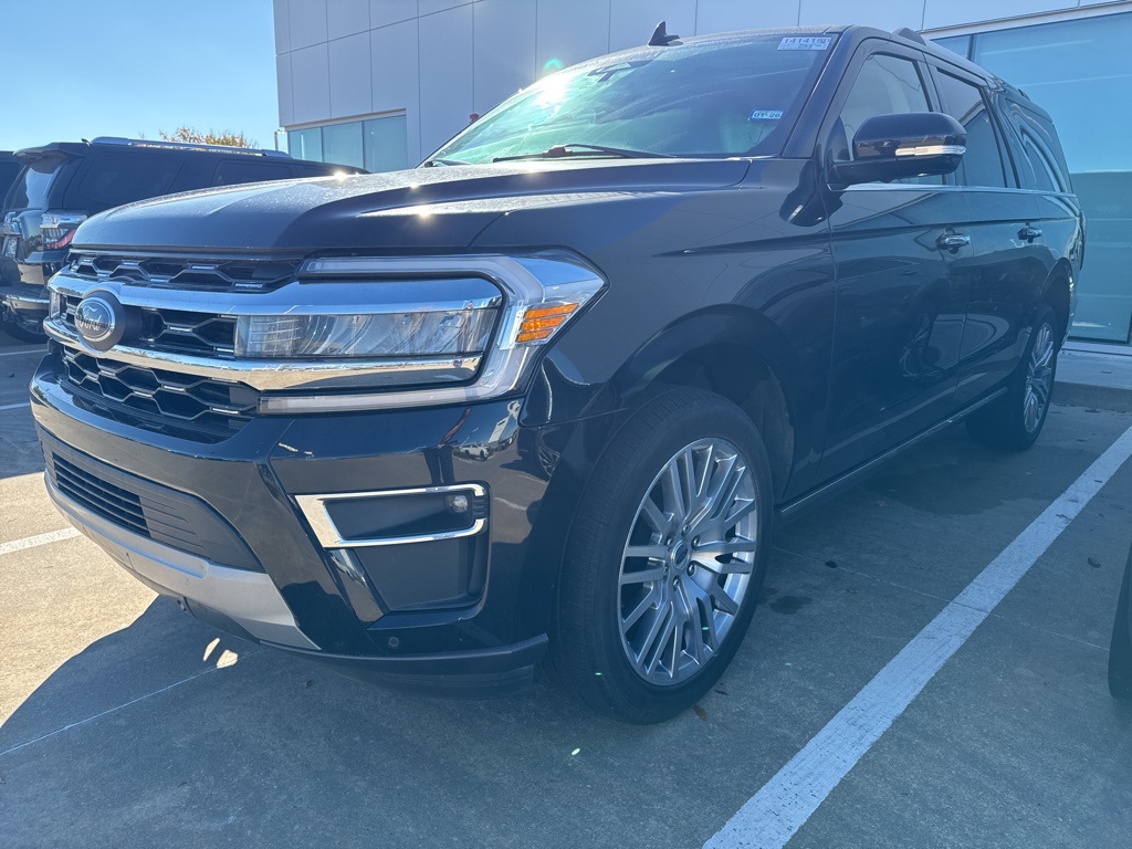 2024 Ford Expedition Limited's photo
