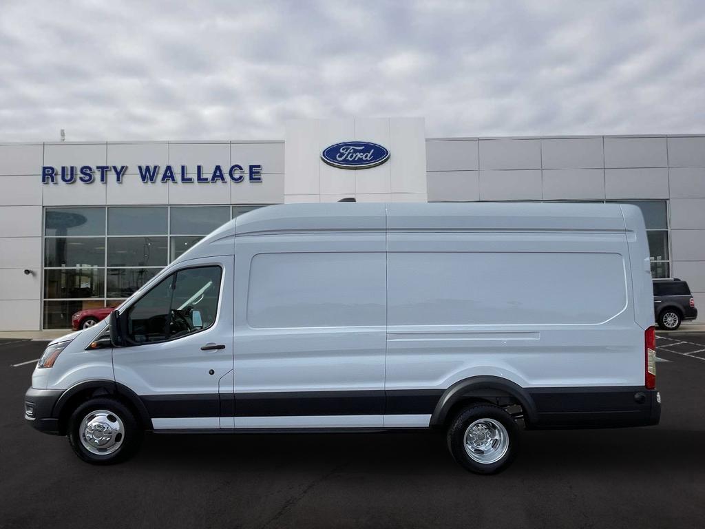 2026 Ford Transit Van Base's photo