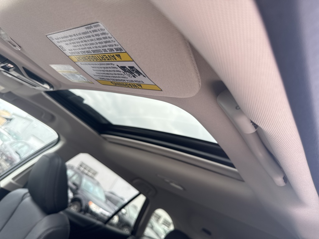 2025 Subaru Outback Limited XT photo 19