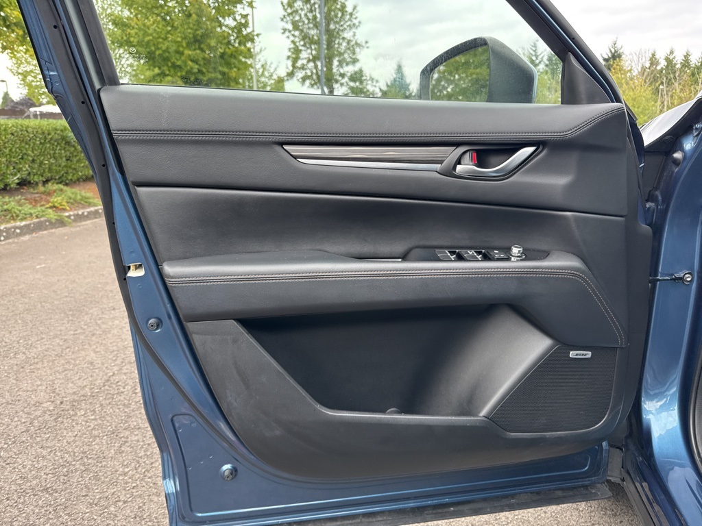 2017 Mazda CX-5 Grand Touring Premium photo 16