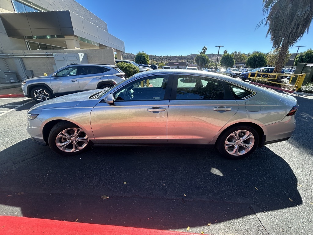 Used 2024 Silver Honda LX image 4