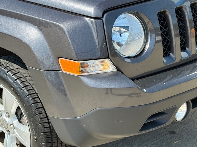 2015 Jeep Patriot Latitude photo 10