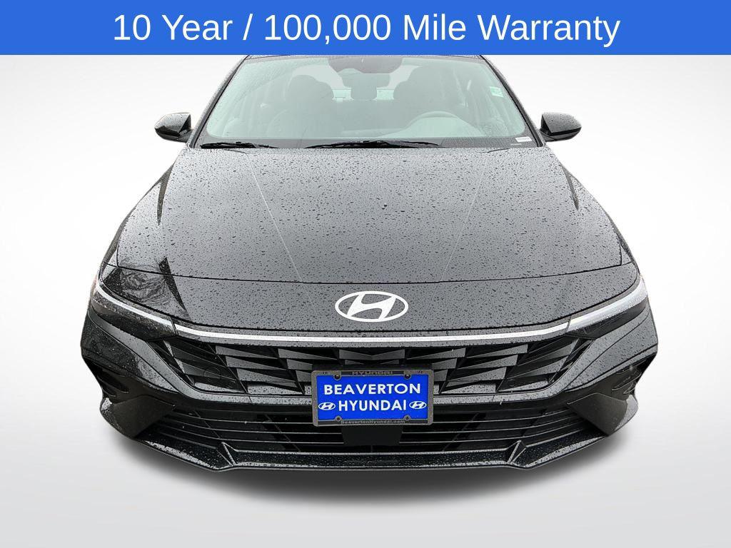 2025 Hyundai Elantra SEL Convenience photo 25
