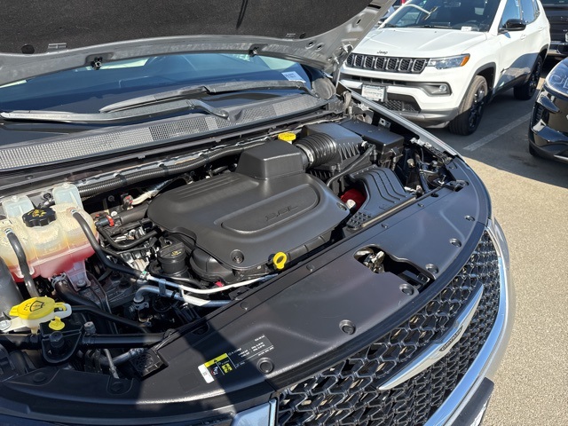 2021 Chrysler Pacifica Touring L photo 27