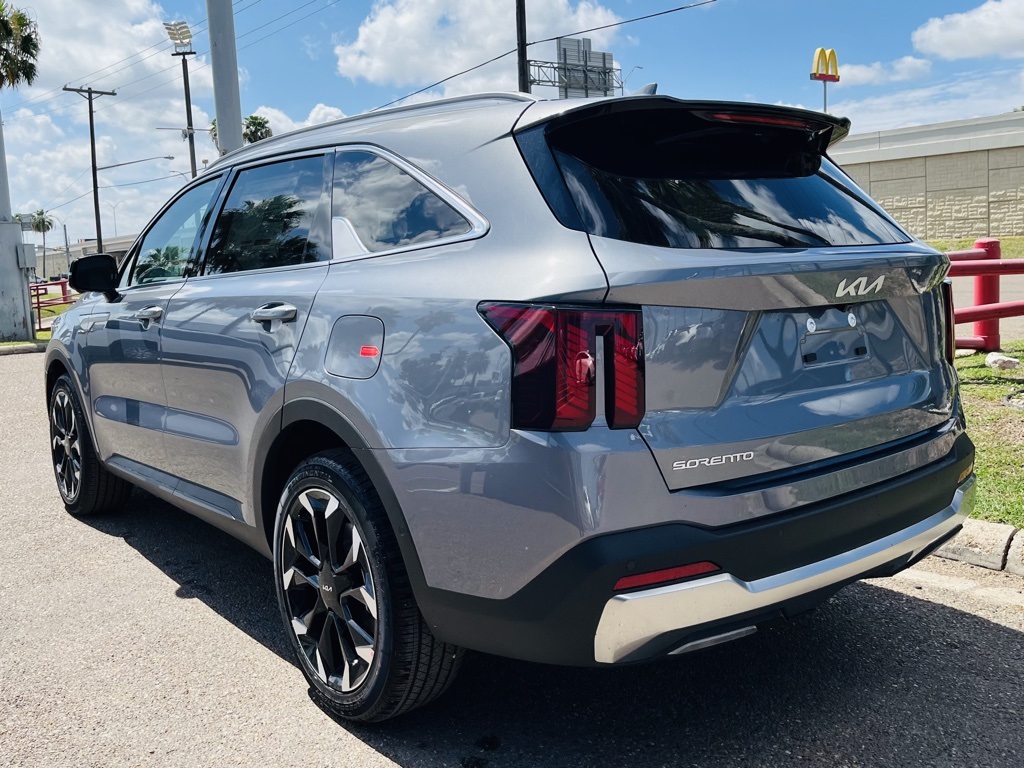 2025 Kia Sorento SX photo 9