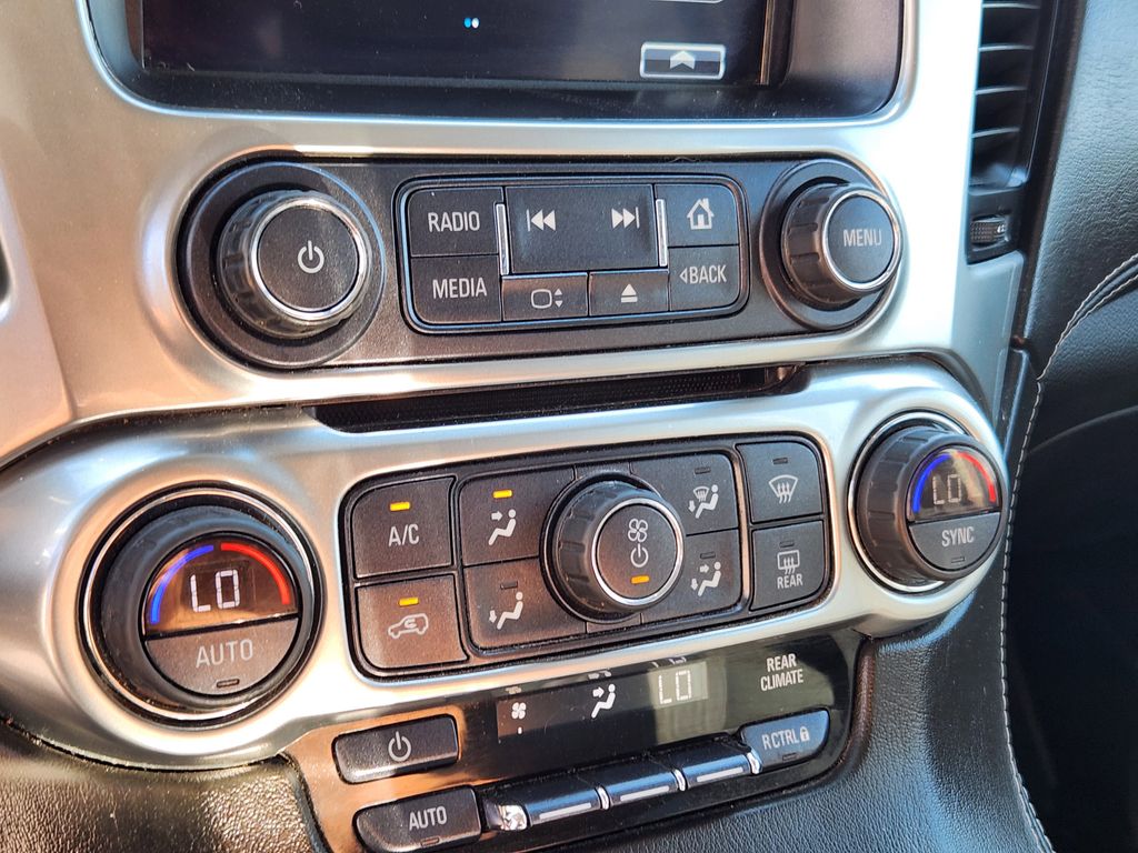 2019 Chevrolet Tahoe LS photo 19