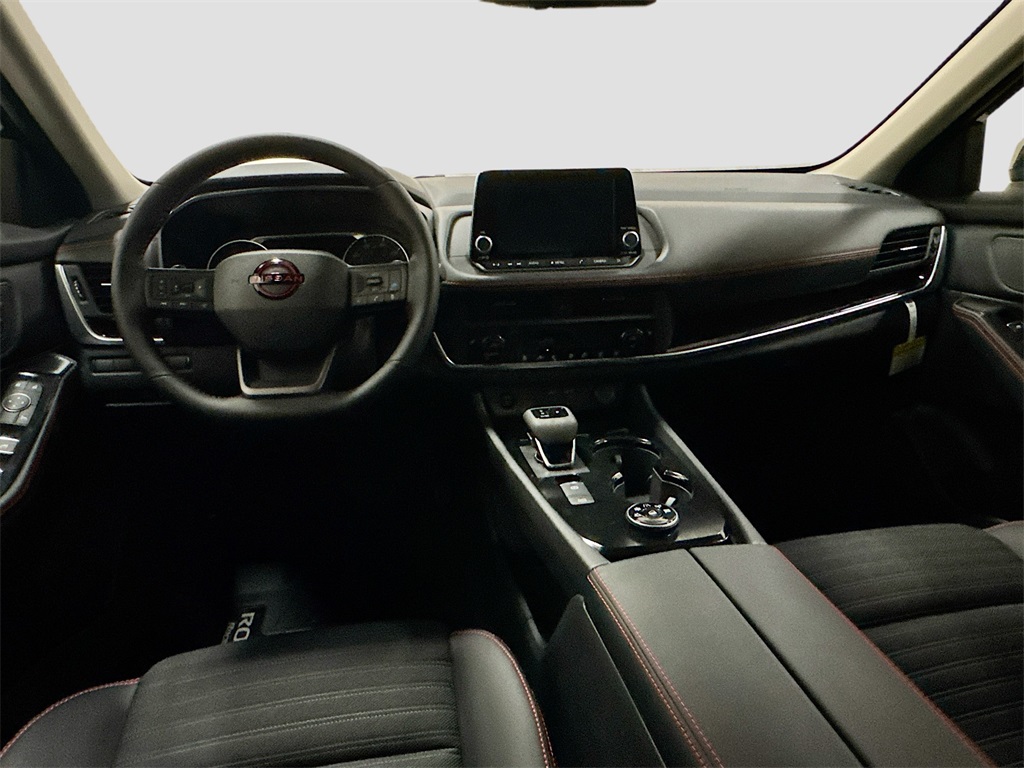 2026 Nissan Rogue SV photo 14