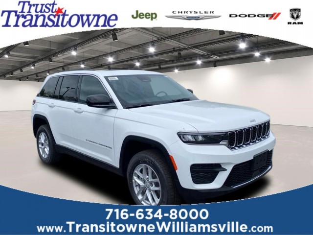 New 2025 Jeep Grand Cherokee Laredo X Utility in Elma