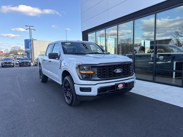 2025 Ford F-150 STX's photo