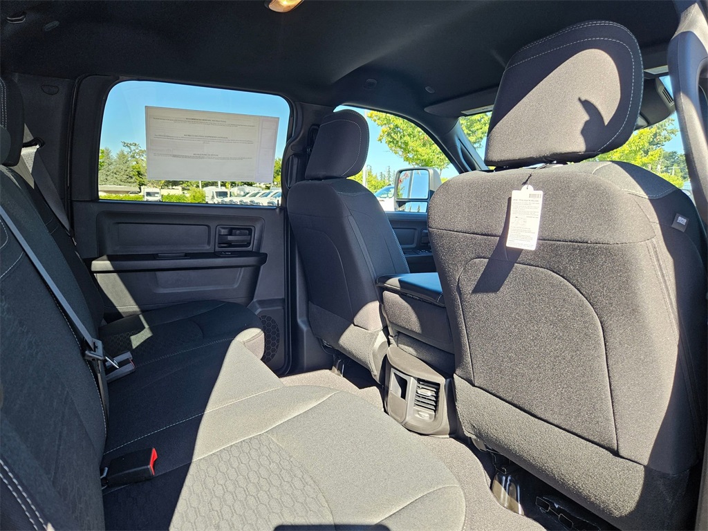 2025 Ram 3500 Tradesman photo 29