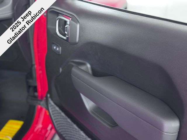 2025 Jeep Gladiator Rubicon photo 25