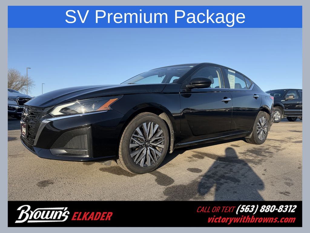 2023 Nissan Altima SV's photo