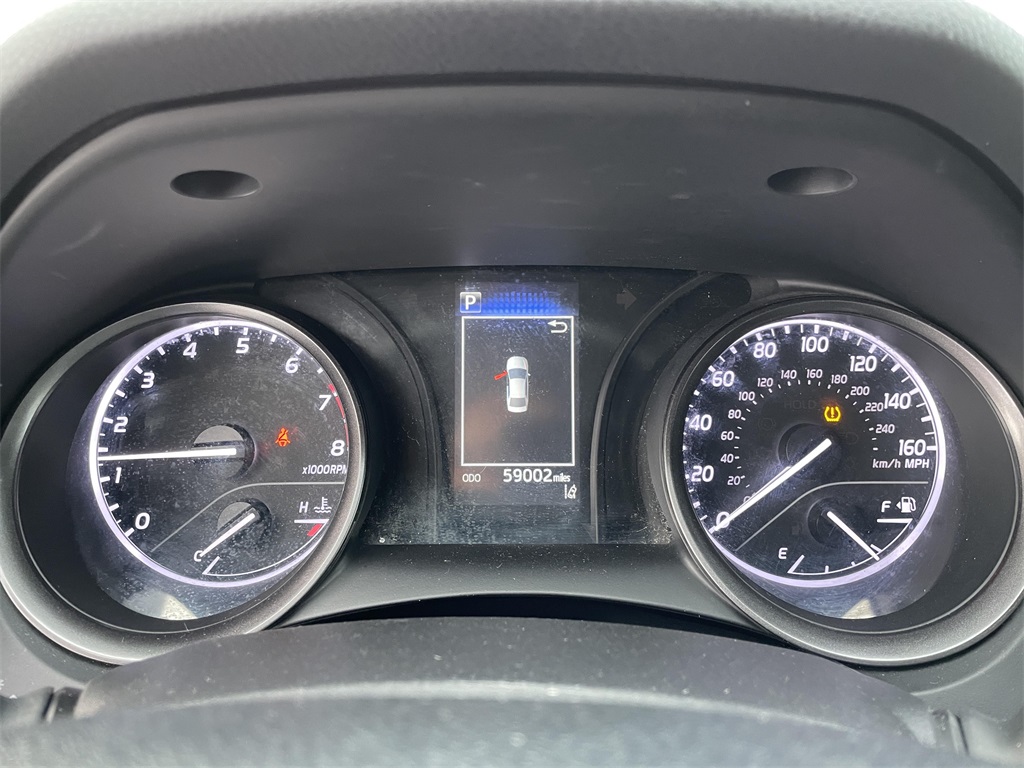 2022 Toyota Camry SE photo 21