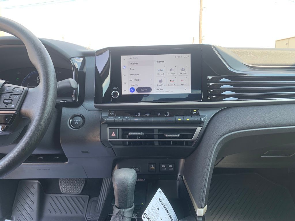 2026 Toyota Camry LE photo 21