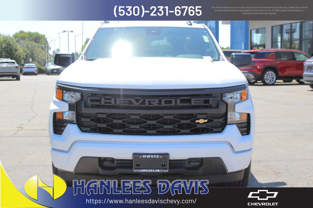 2025 Chevrolet Silverado 1500 Custom photo 3