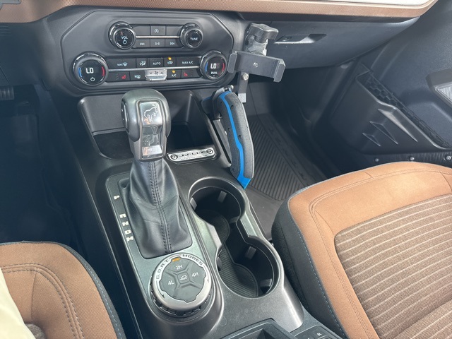 2023 Ford Bronco Outer Banks photo 32