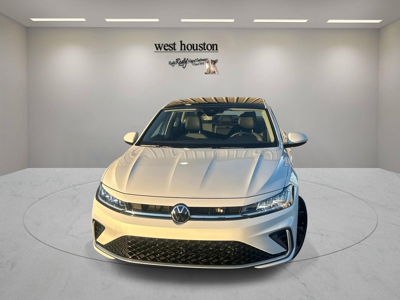 2025 Volkswagen Jetta SE photo 2