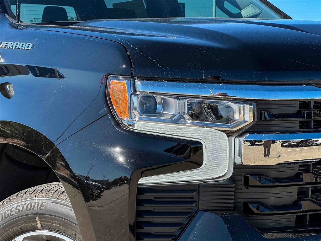 2026 Chevrolet Silverado 1500 LT Texas Edition photo 3