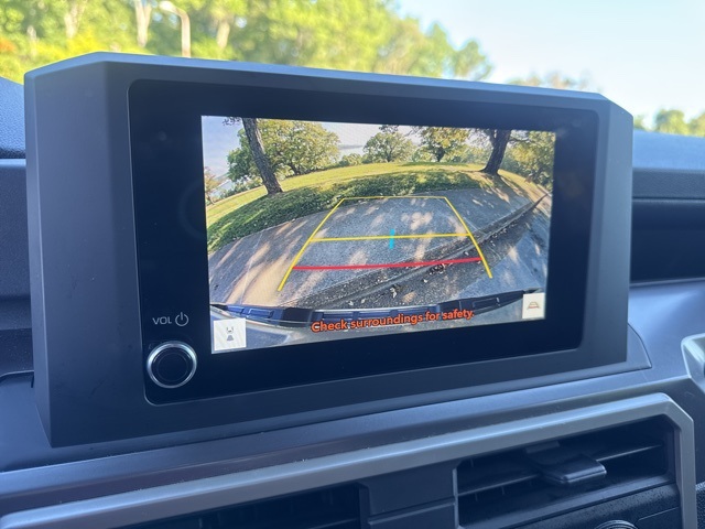 2024 Toyota Tacoma TRD Off-Road photo 17