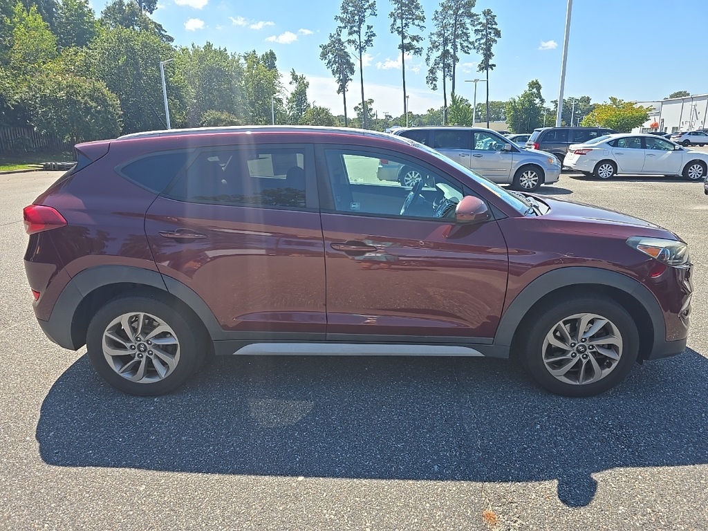 2017 Hyundai Tucson SE photo 4