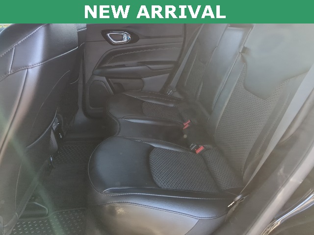 2022 Jeep Compass Altitude photo 8