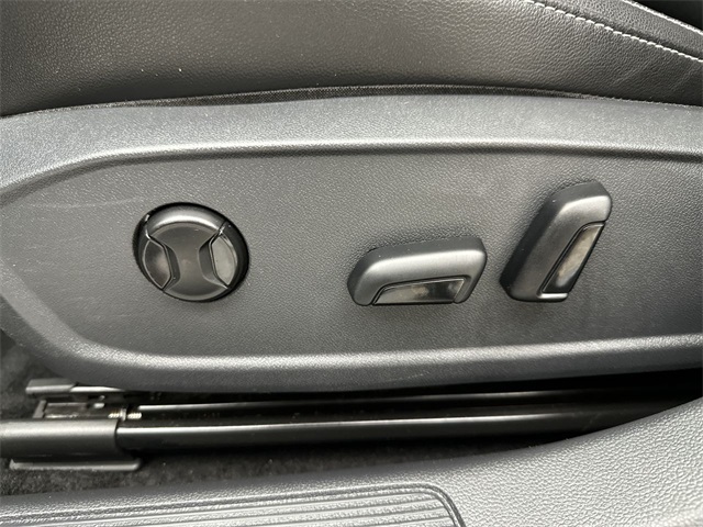 2022 Volkswagen Jetta 1.5T SE photo 4