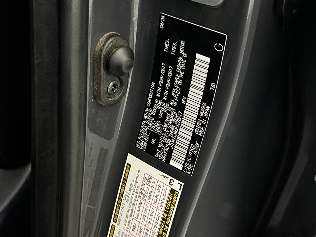 2024 Toyota 4Runner SR5 photo 28