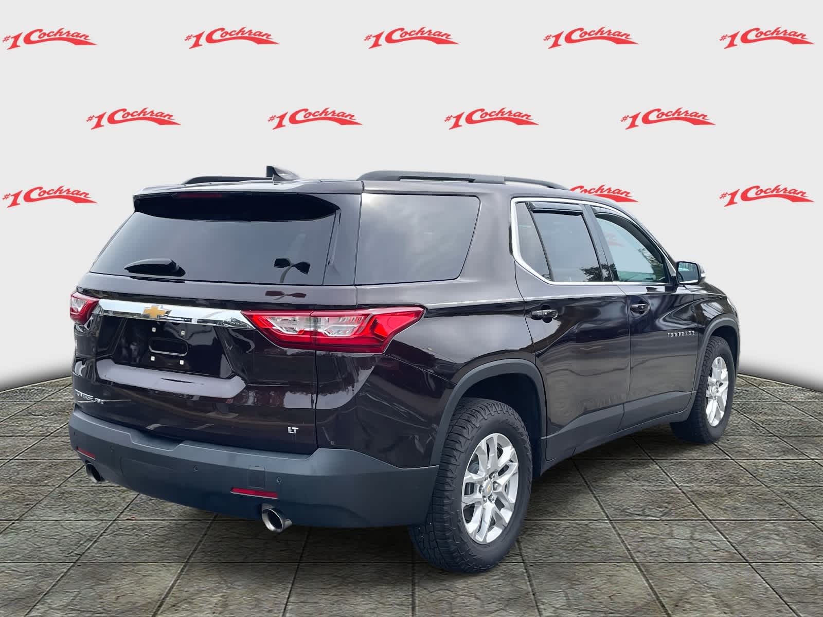 2021 Chevrolet Traverse Leather photo 3