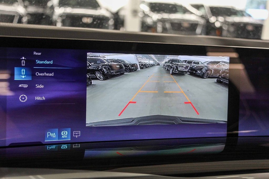 2026 Cadillac Escalade Luxury photo 22