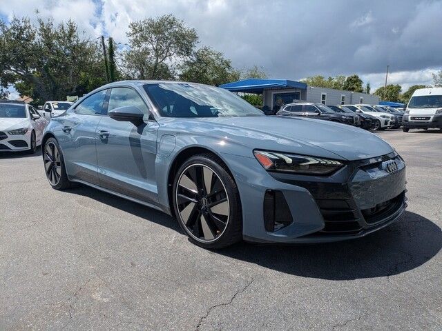 2023 Audi e-tron GT Premium Plus photo 8