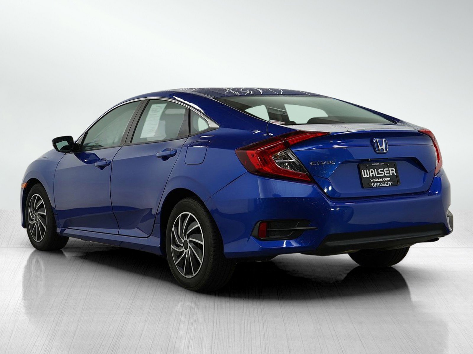2018 Honda Civic LX photo 3