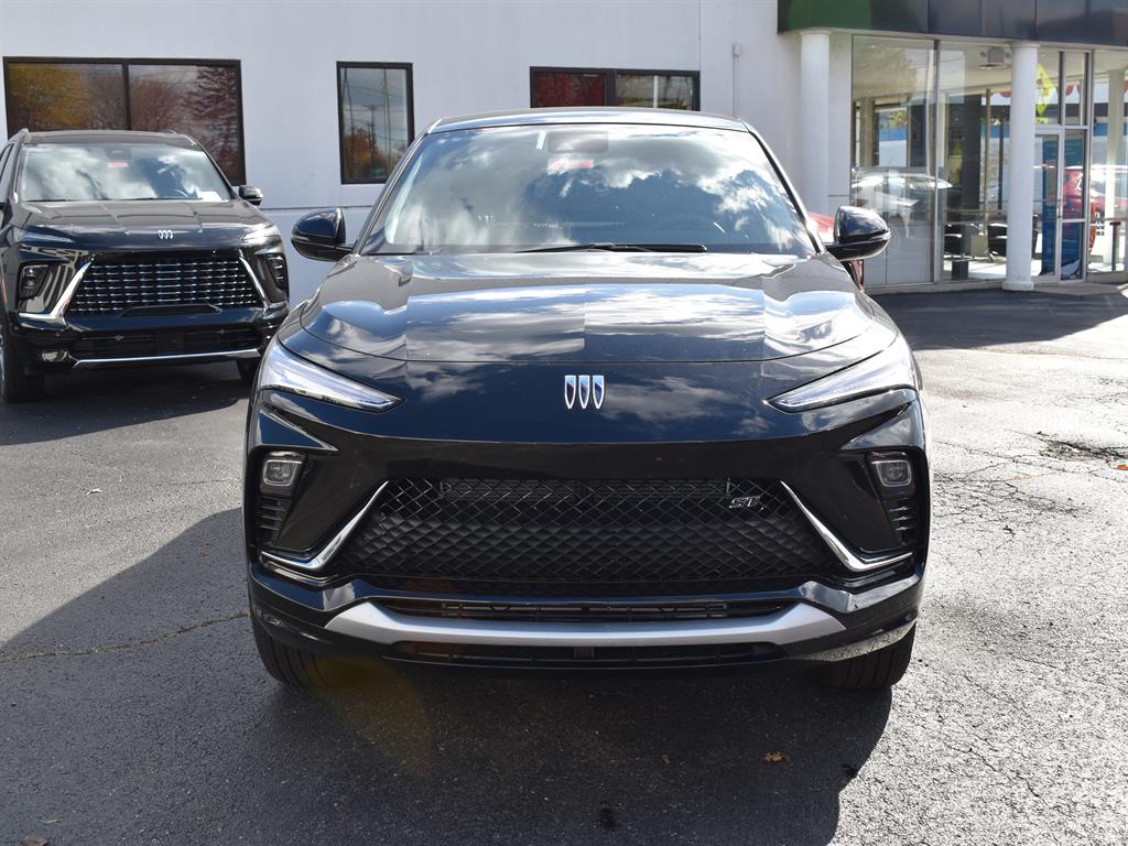 2026 Buick Envista ST photo 2